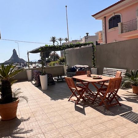 Apartamento Terrazza Faraglioni Aci Trezza Exterior foto
