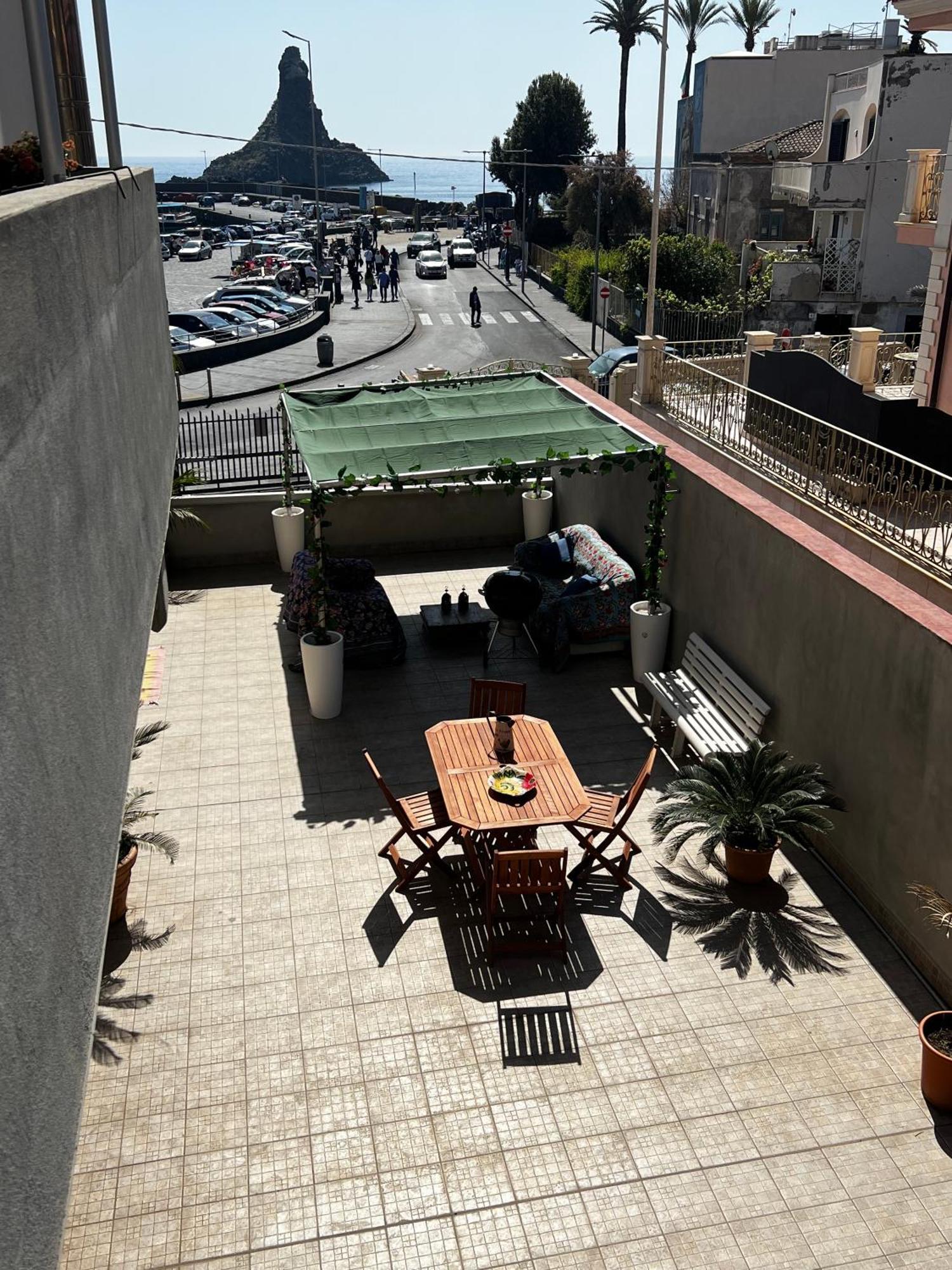 Apartamento Terrazza Faraglioni Aci Trezza Exterior foto